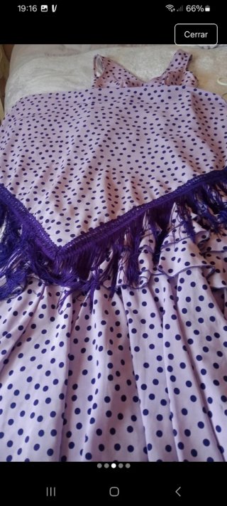 Traje de flamenca lunares morado