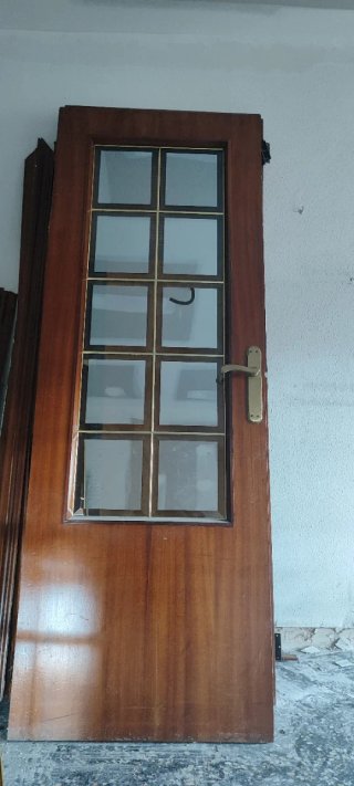 Puerta Cristalera de Madera