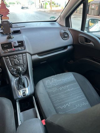 Opel Meriva 2011