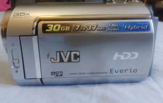 Cámara JVC Everio 30GB + Funda + Cargador