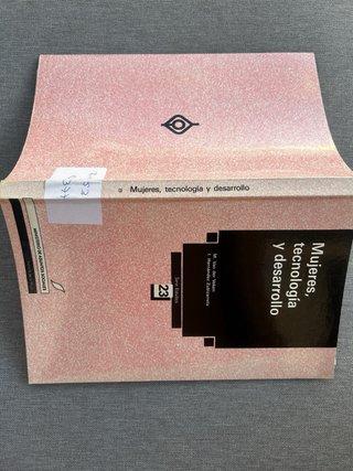 Mujeres, tecnología y desarrollo - M. Van der Veke