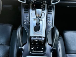 PORSCHE CAYENNE RESTYLING – FULL EQUIP