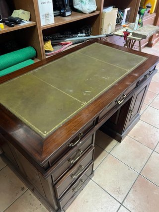 Mesa de oficina de madera maciza