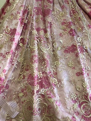Traje de valenciana rosa