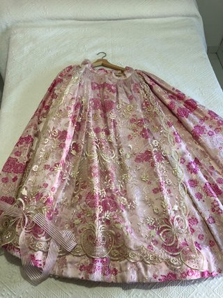 Traje de valenciana rosa