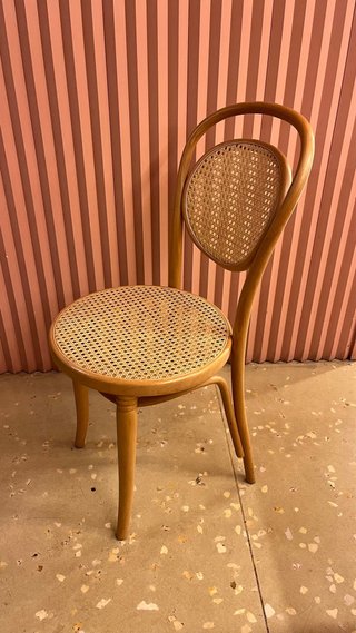 Sillas de madera y ratán Fameg
