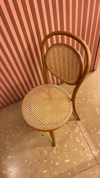 Sillas de madera y ratán Fameg