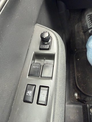 Suzuki Swift 2010  195.000km gasolina pegatina C