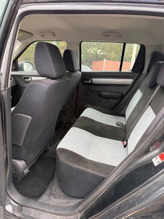Suzuki Swift 2010  195.000km gasolina pegatina C