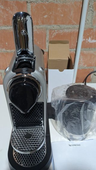 Cafetera Nespresso Krups Coffee & Milk