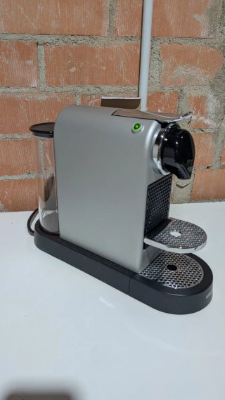 Cafetera Nespresso Krups Coffee & Milk