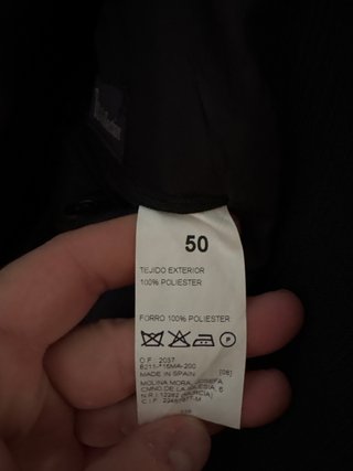 Traje de chaqueta y pantalón negro