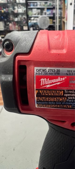 Atornillador de Impacto Milwaukee M18 Fuel