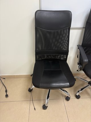 2 Sillas de Oficina Negras