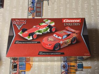 CARS 2 Disney Pixar La película Coches scalextric