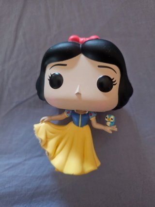 Funko Pop Blancanieves con pájaro
