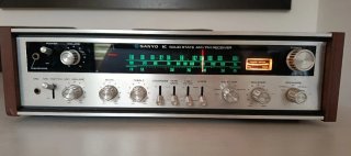 Receiver Vintage Sanyo DCX 2300L.