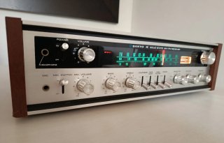 Receiver Vintage Sanyo DCX 2300L.