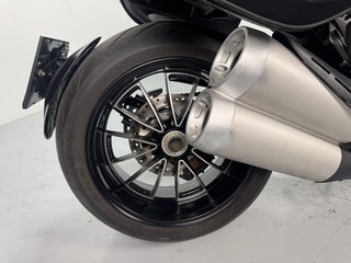 Ducati Diavel Strada 2013