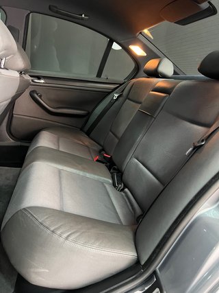 BMW SERIE 3 320d E46 150cv - 6 VELOCIDADES