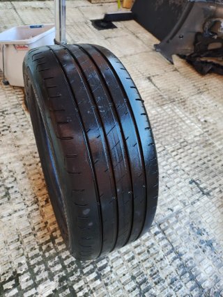 20€  1 Neumático Goodyear EfficientGrip Performanc