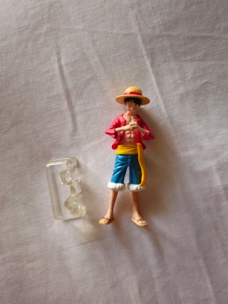 Figura One Piece Salvat