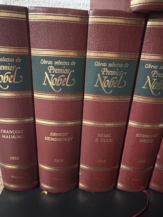 Nueve libros obras selectas de Premio Nobel