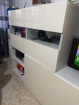 Mueble de comedor blanco