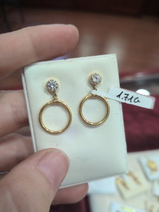 Pendientes largos oro 18k círculo y chatón