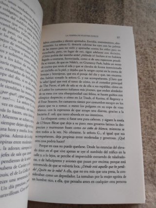La hembra de nuestra especie Cuentos de misteri...