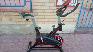 Bicicleta de Spinning con Pantalla Digital