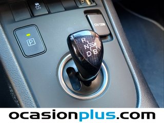 Toyota Auris 140H Hybrid Feel! 100 kW (136 CV)