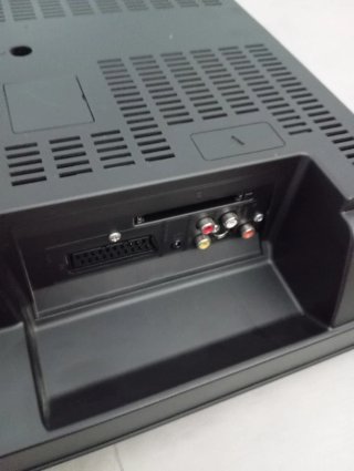 Televisión Orion con Mando a Distancia