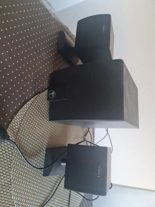 Altavoces 2.1 con Subwoofer