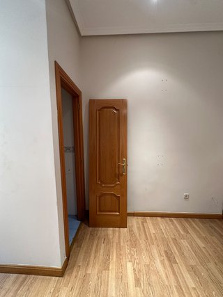 Conjunto de puertas de madera urge la venta