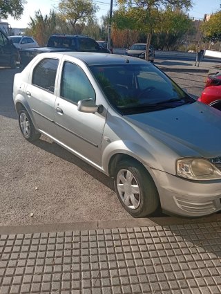 Dacia Logan 2011