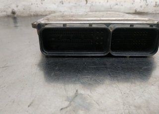 Opel 55566277 centralita motor uce vectra c 426041
