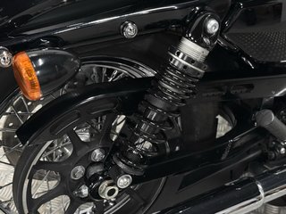 HARLEY DAVIDSON SPORTSTER FORTY-EIGHT