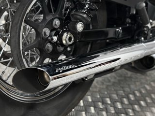 HARLEY DAVIDSON SPORTSTER FORTY-EIGHT