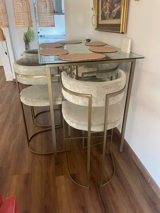 Mesa alta forja y taburetes nuevos