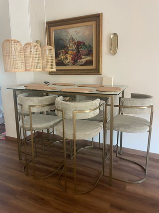 Mesa alta forja y taburetes nuevos