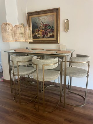 Mesa alta forja y taburetes nuevos