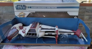 Star Wars Dagger Squadron B-Wing Fighter