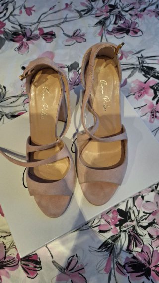 Zapatos de tacón Ana Polo rosa polvo