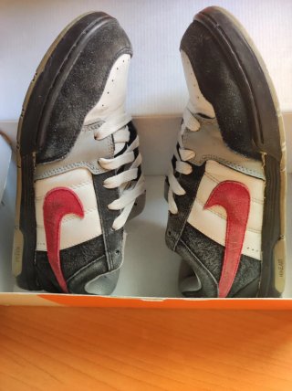 Zapatillas Nike Negras y Blancas