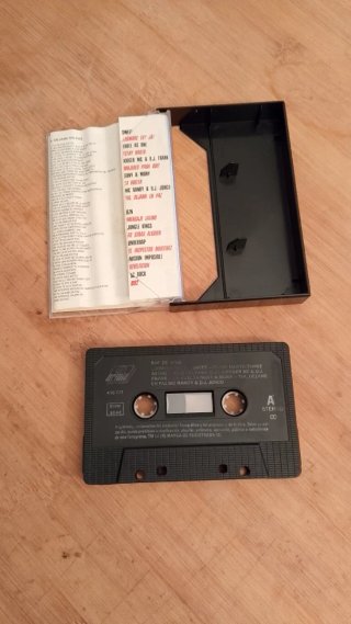 Cassette Rap de Aquí