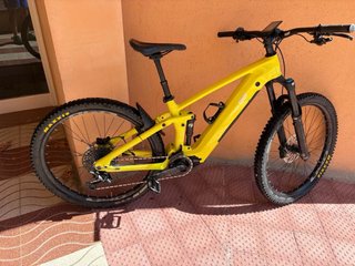 Bicicleta Eléctrica BTT Doble Suspensión