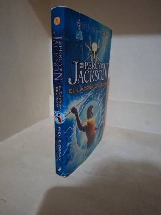 El ladrón del rayo/ The Lightning Thief
