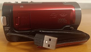 Sony Handycam DCR-SX65E Roja + Caja + Tarjeta 8GB