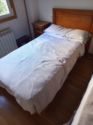 2 Camas Articuladas de Madera